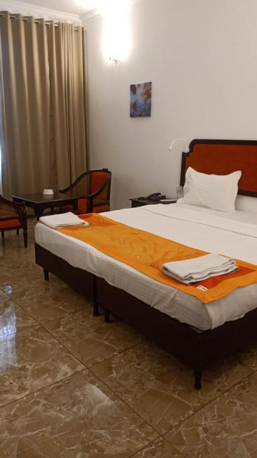 Ats Willingdon Hotel Kochi Eksteriør bilde