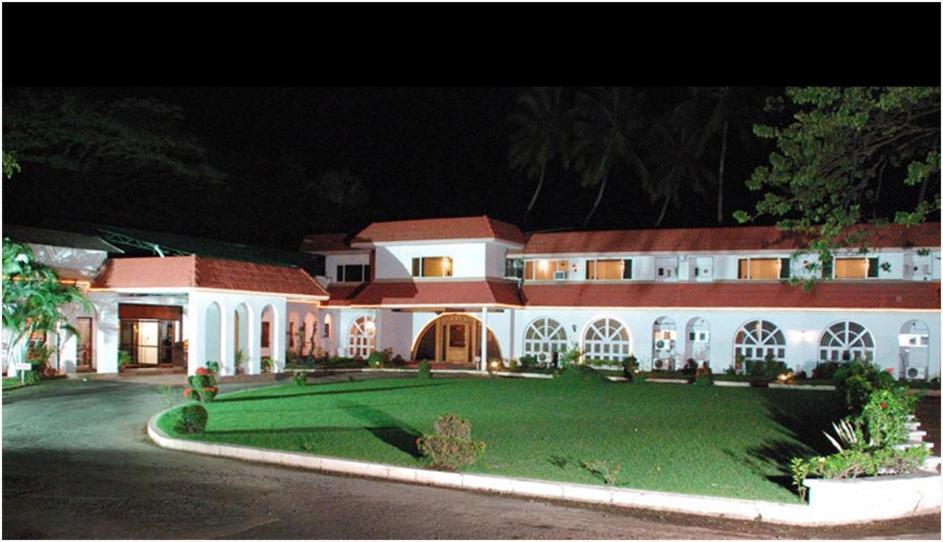 Ats Willingdon Hotel Kochi Eksteriør bilde