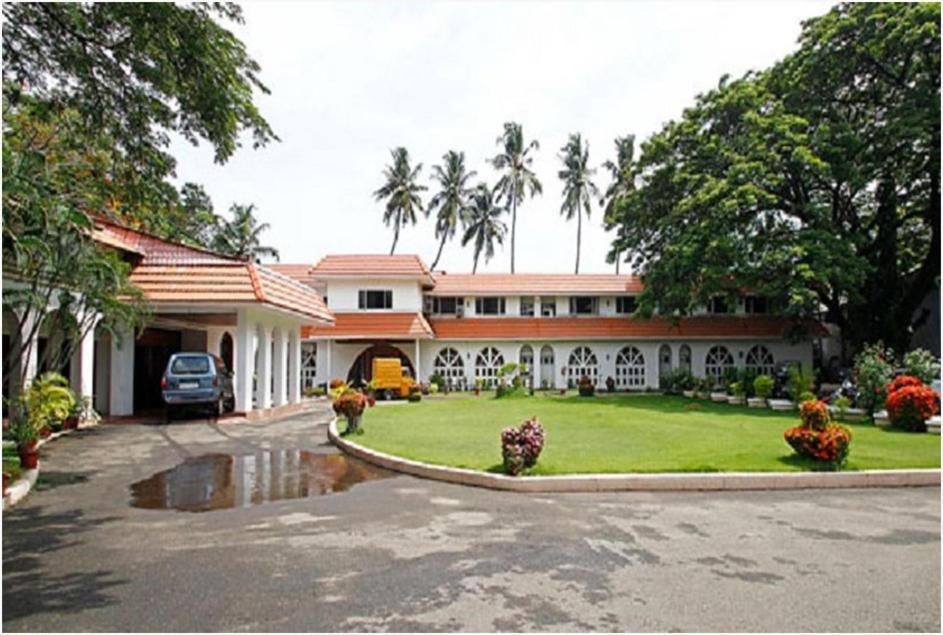Ats Willingdon Hotel Kochi Eksteriør bilde