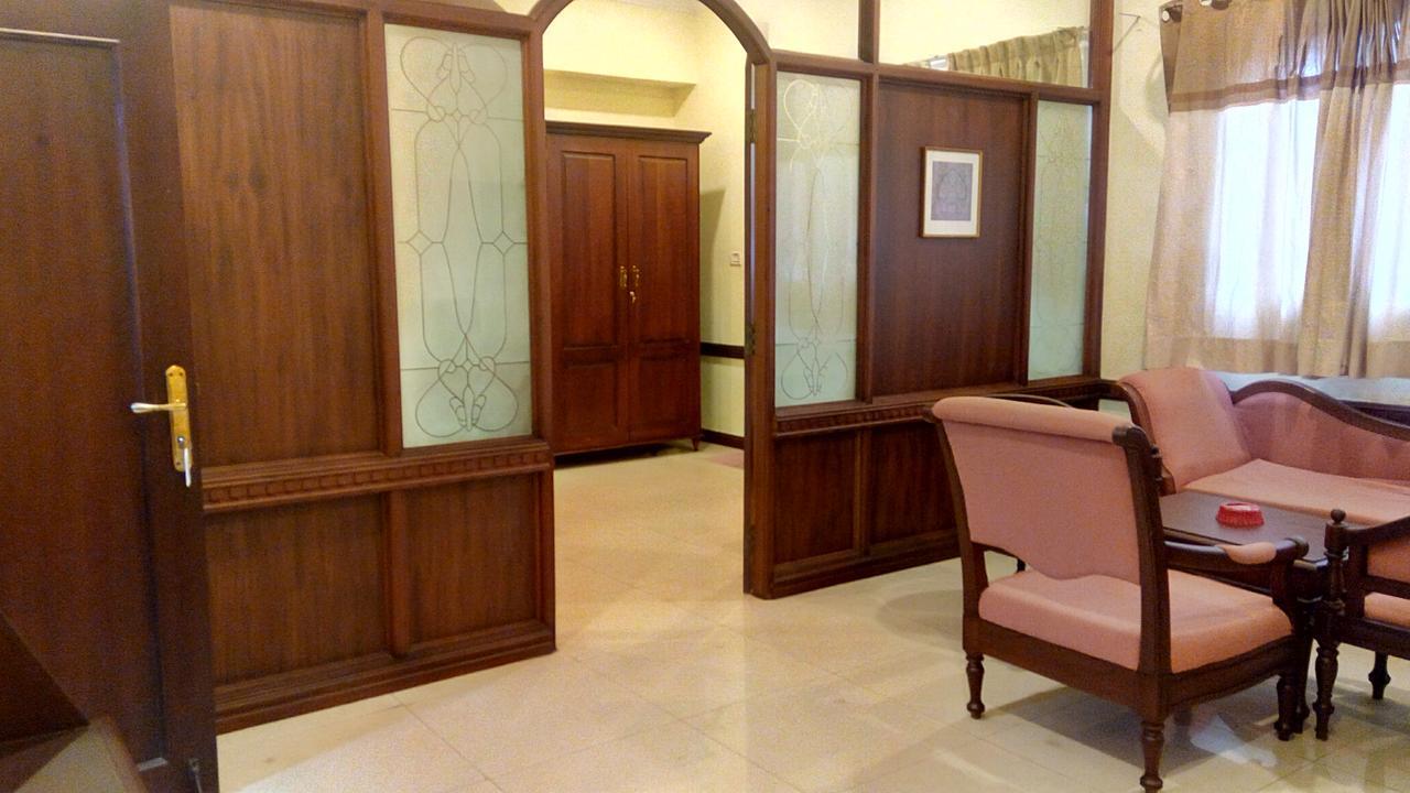 Ats Willingdon Hotel Kochi Eksteriør bilde