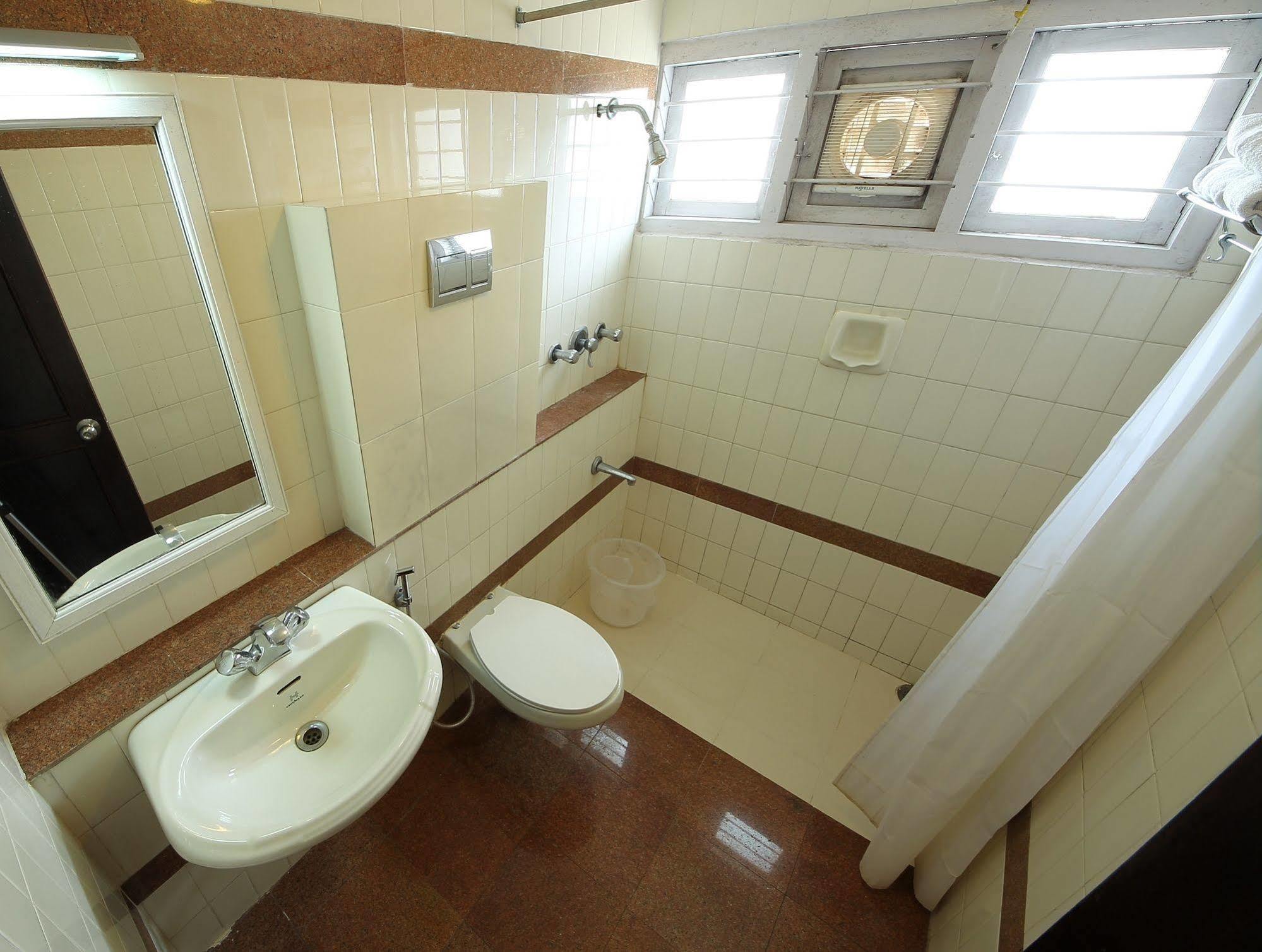 Ats Willingdon Hotel Kochi Eksteriør bilde